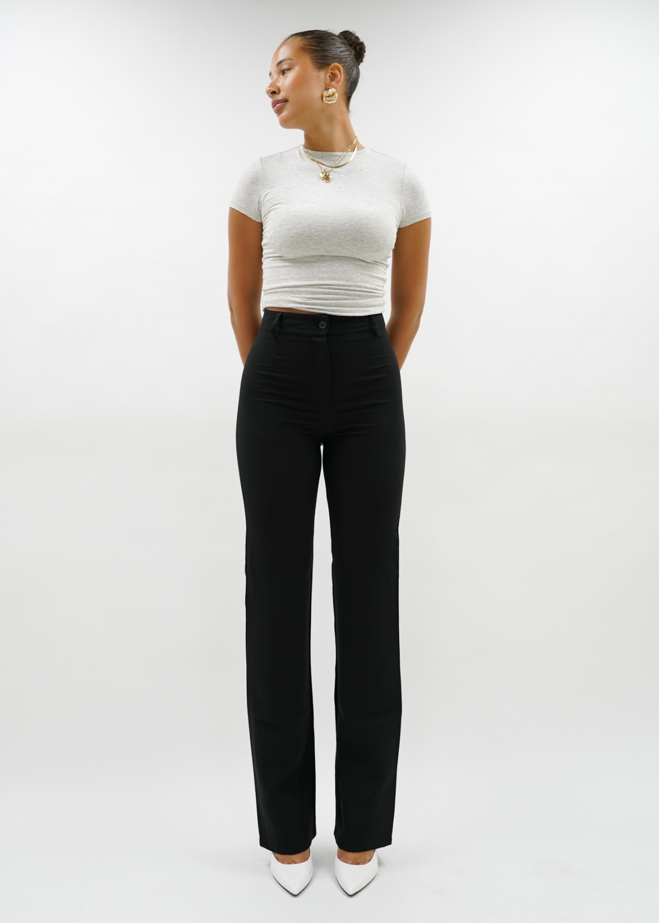 Straight leg pants mit pressfold black (REGULAR)