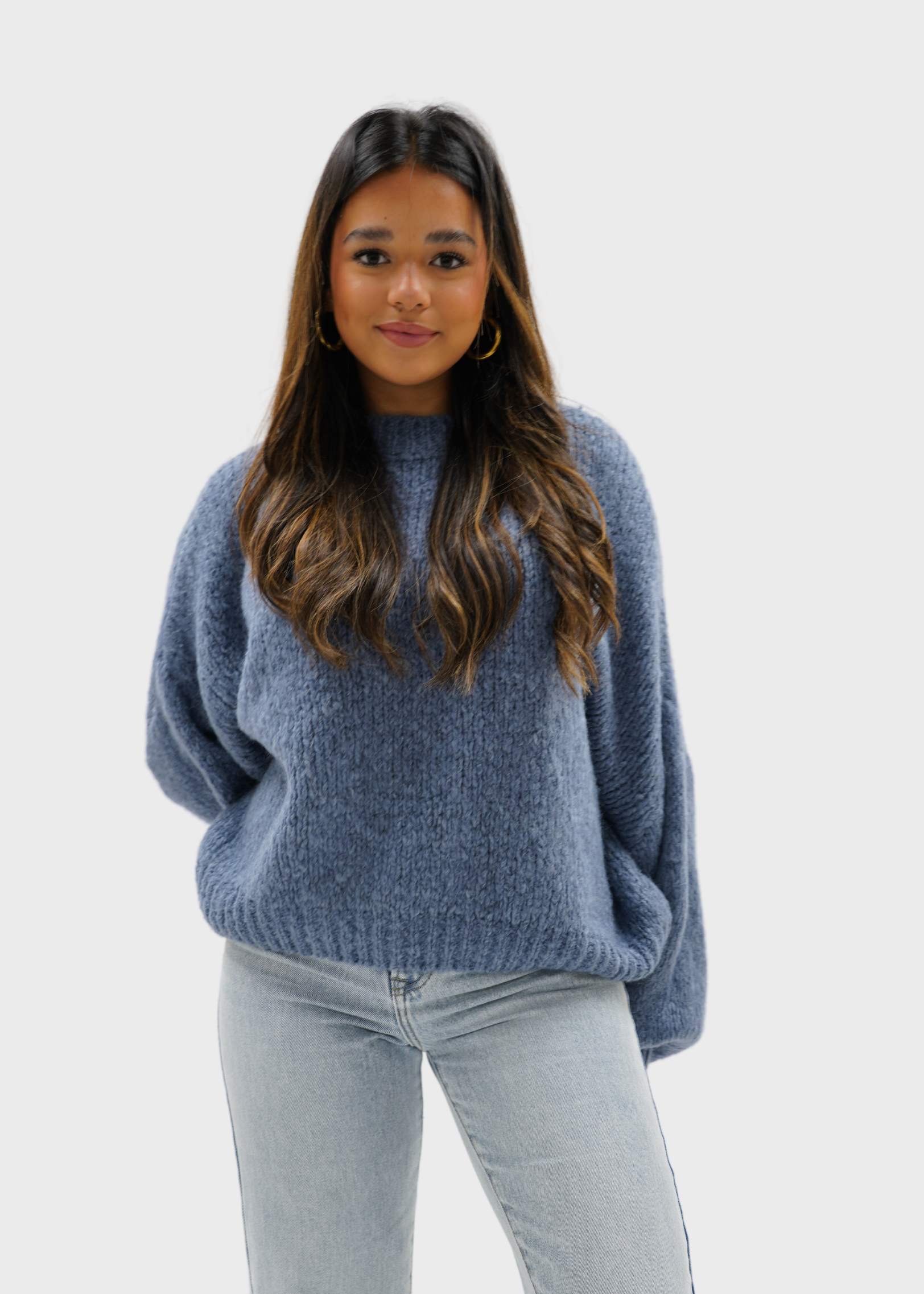 Knitted sweater dark blue