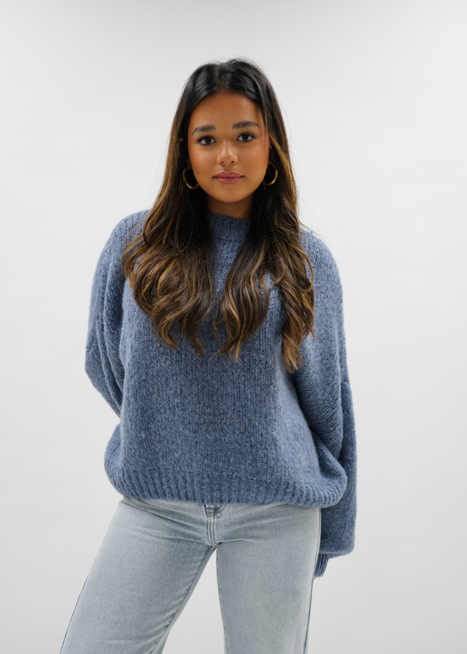 Knitted sweater dark blue